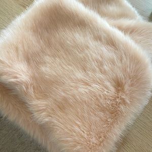 Blush pink Faux fur scarf